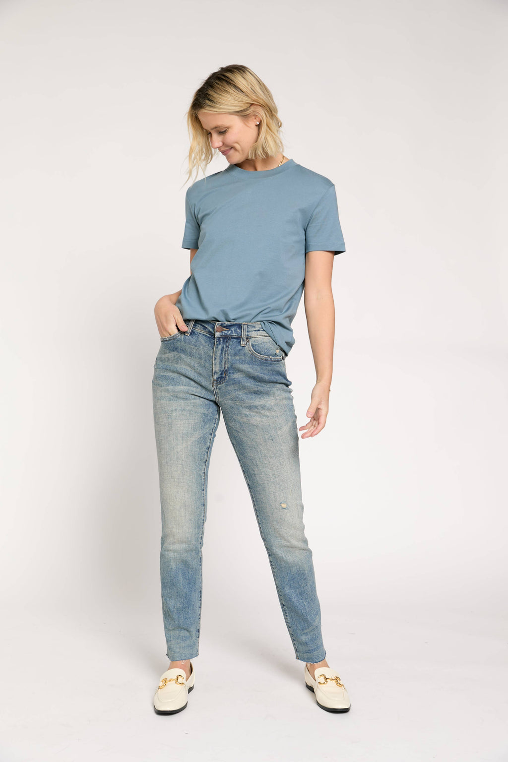 Oliver Logan Crosby Mid Rise Relaxed Taper Jean, 4 Year Vintage