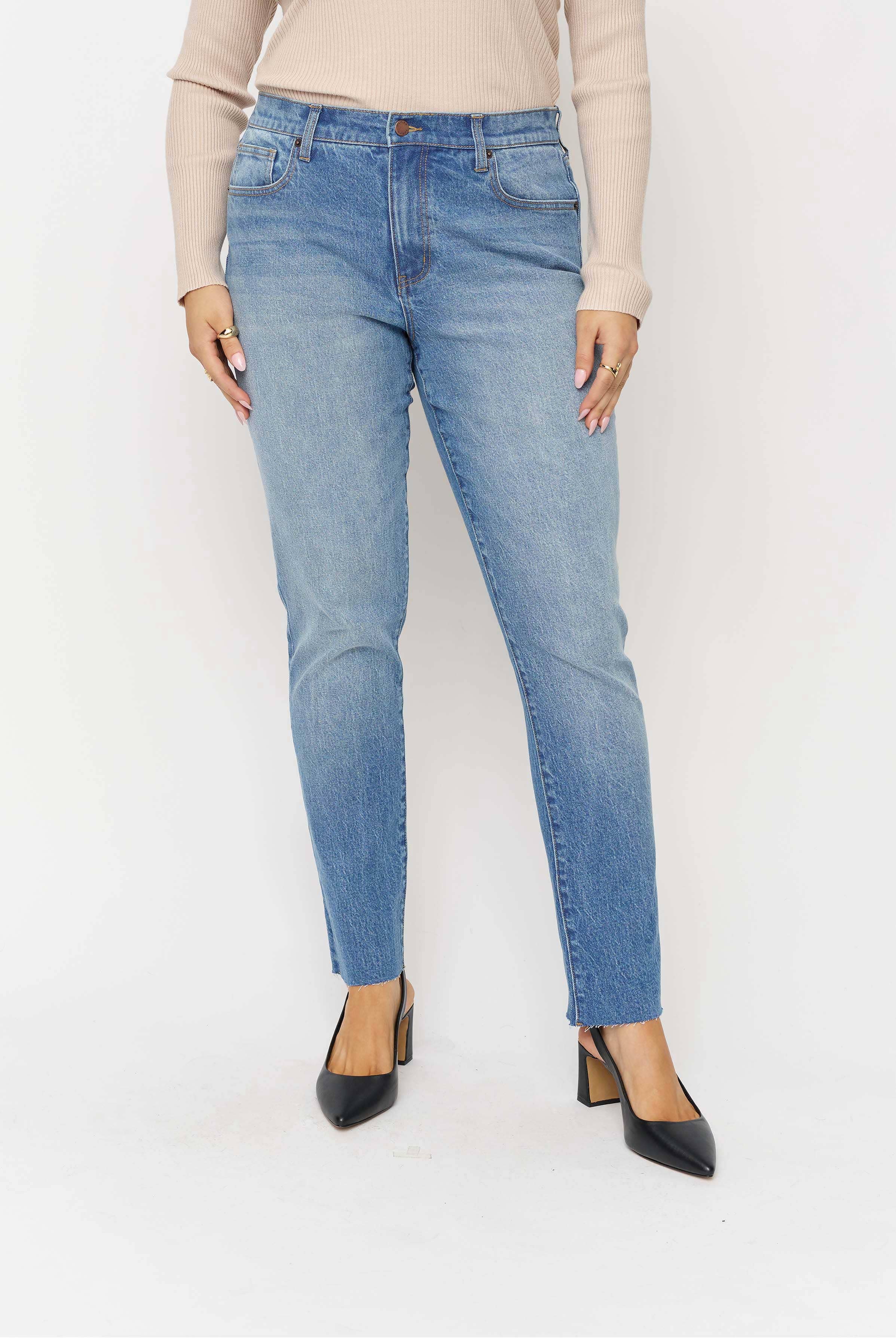 Oliver Logan Crosby Mid Rise Relaxed Taper Bright Indigo Worn