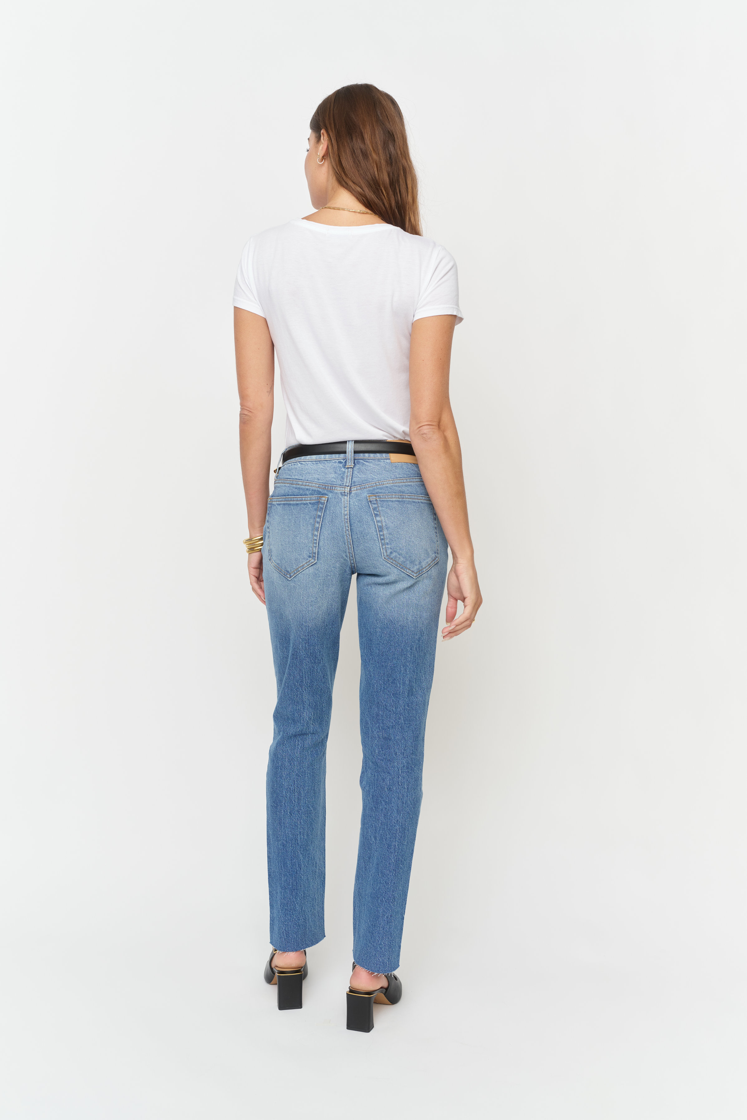 Oliver Logan Crosby Mid Rise Relaxed Taper Bright Indigo Worn