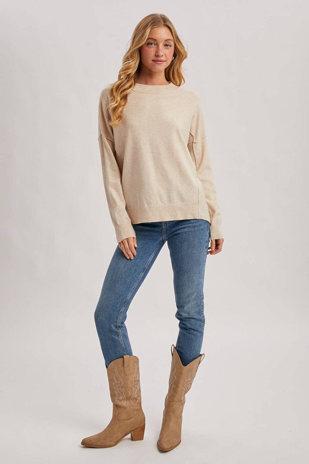 SOFT KNIT CREWNECK SWEATER PULLOVER