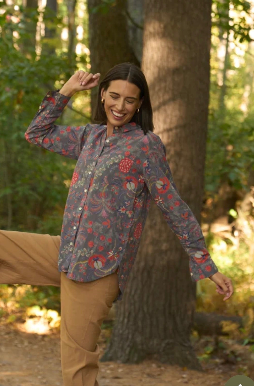 Good Boyfriend Shirt - Vine and Leaf Dove Grey