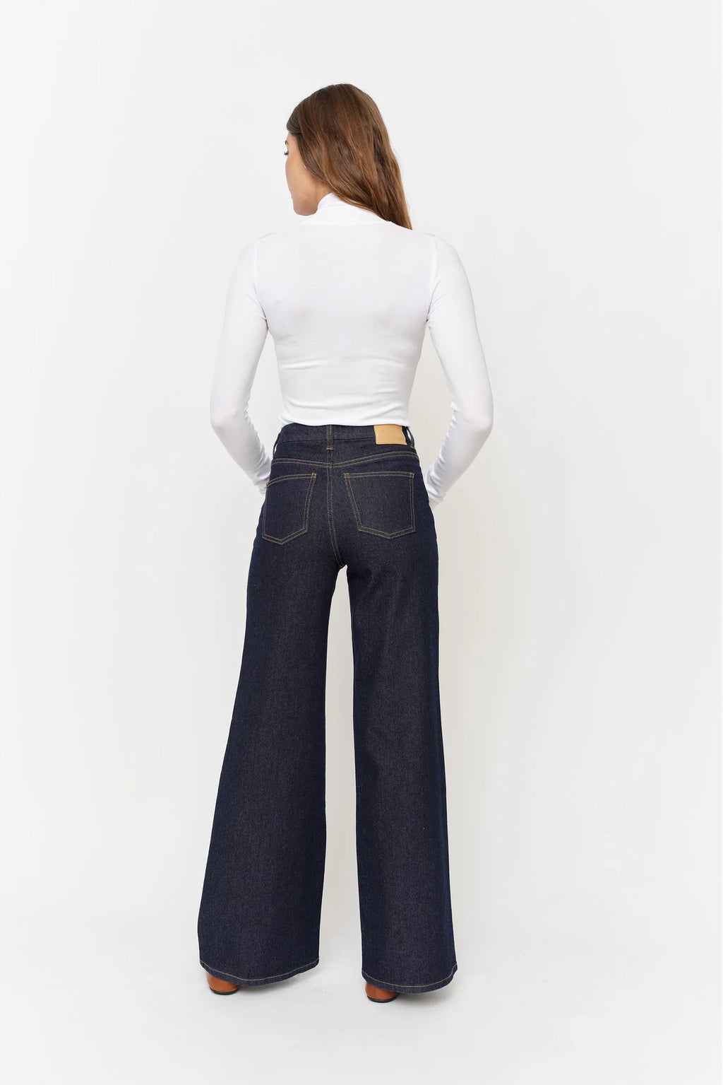 Oliver Logan Andrews Extra Wide Leg