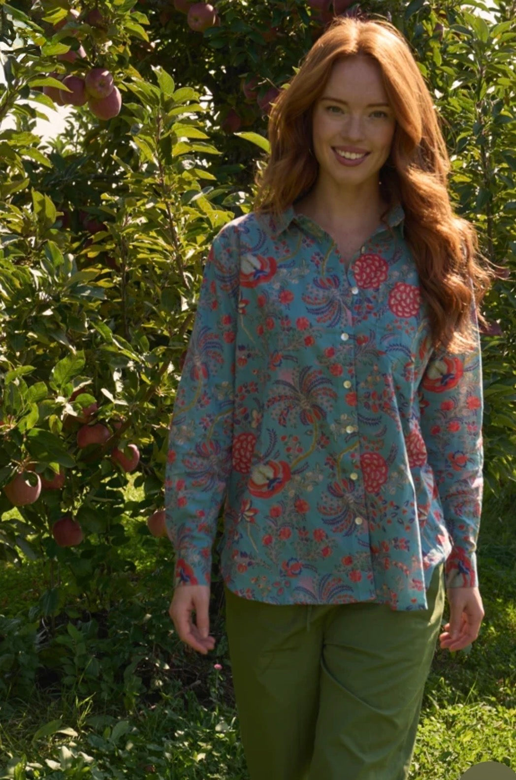 Good Boyfriend Shirt - Vine and Leaf, Cornflower Blue