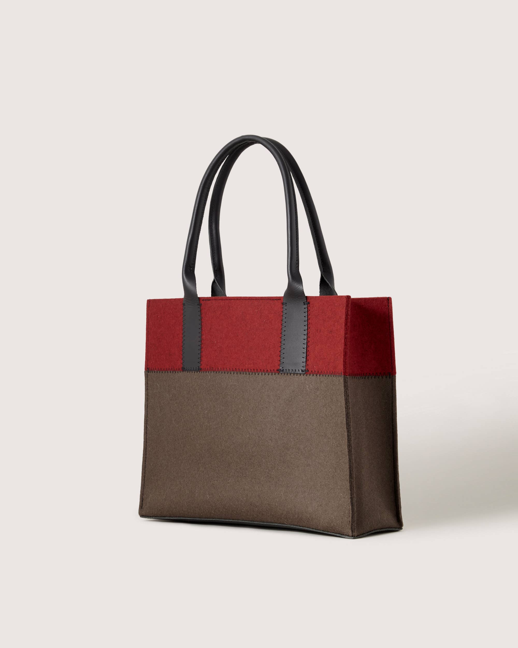 Jaunt Merino Wool Midi Tote - Tobacco / Cherry Black