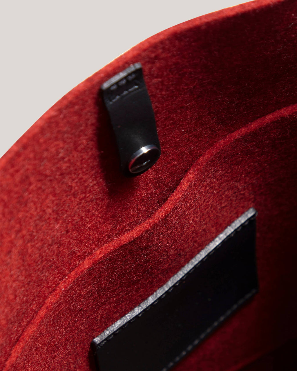 Hana Merino Wool Tote - Cherry Black