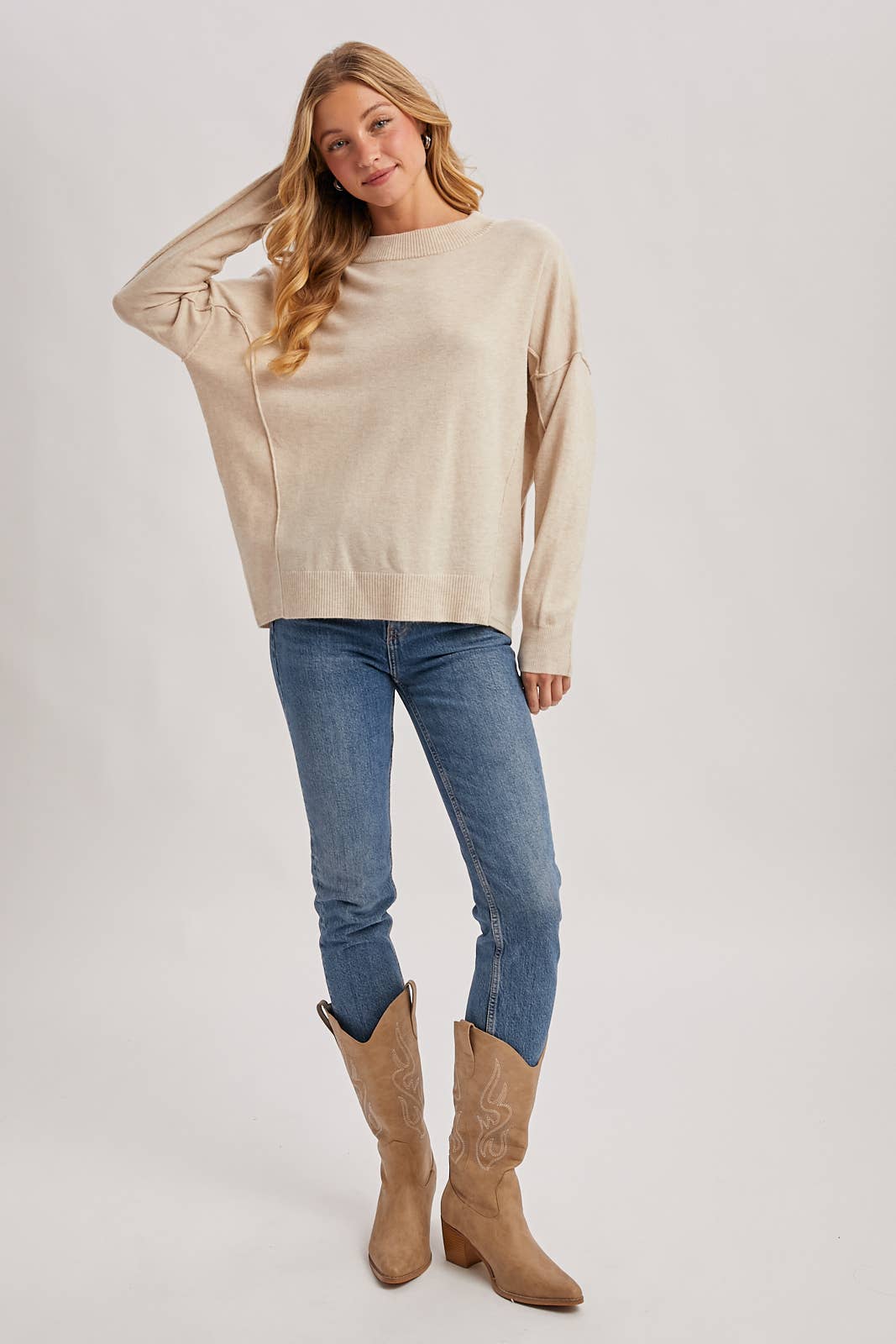 SOFT KNIT CREWNECK SWEATER PULLOVER