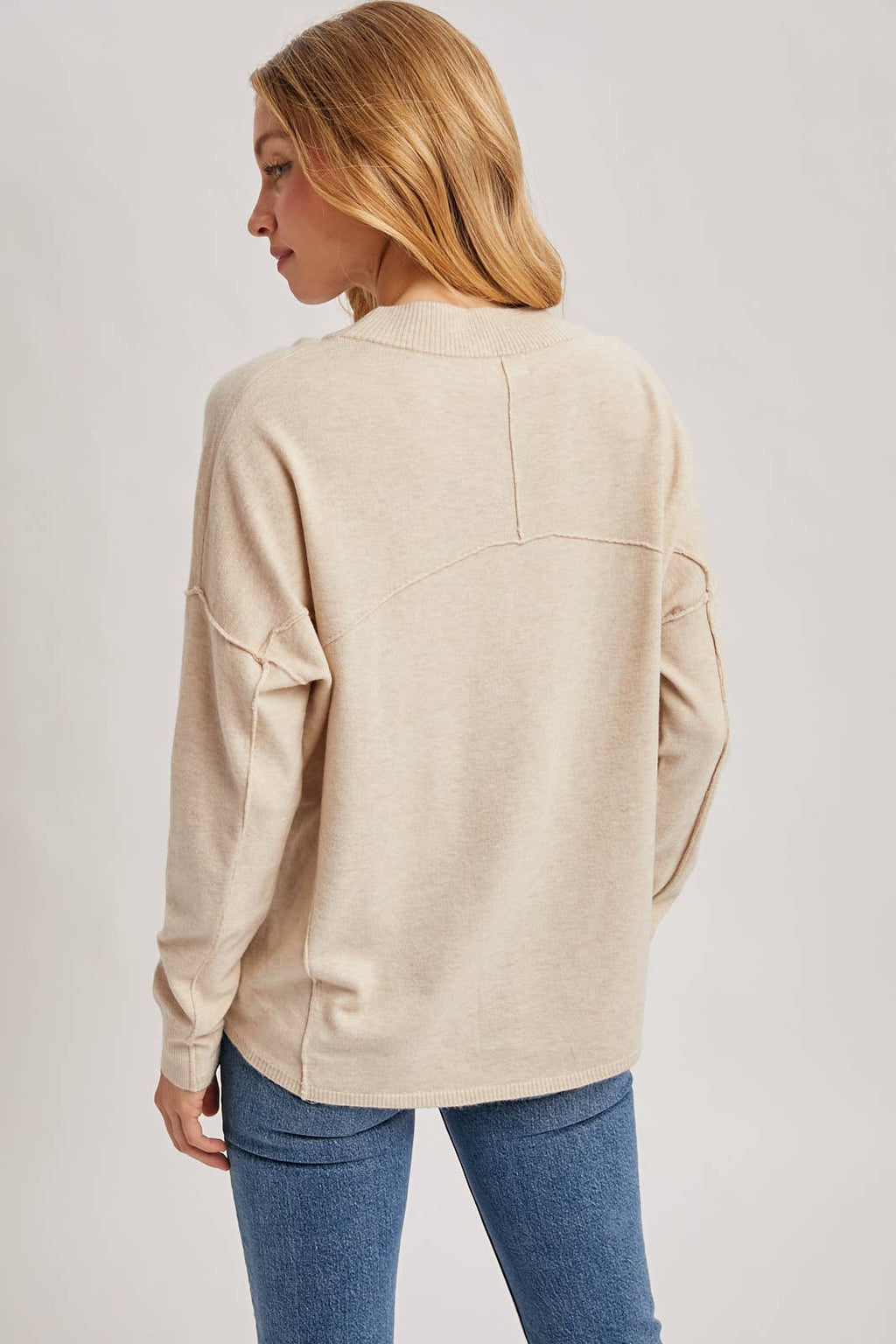 SOFT KNIT CREWNECK SWEATER PULLOVER